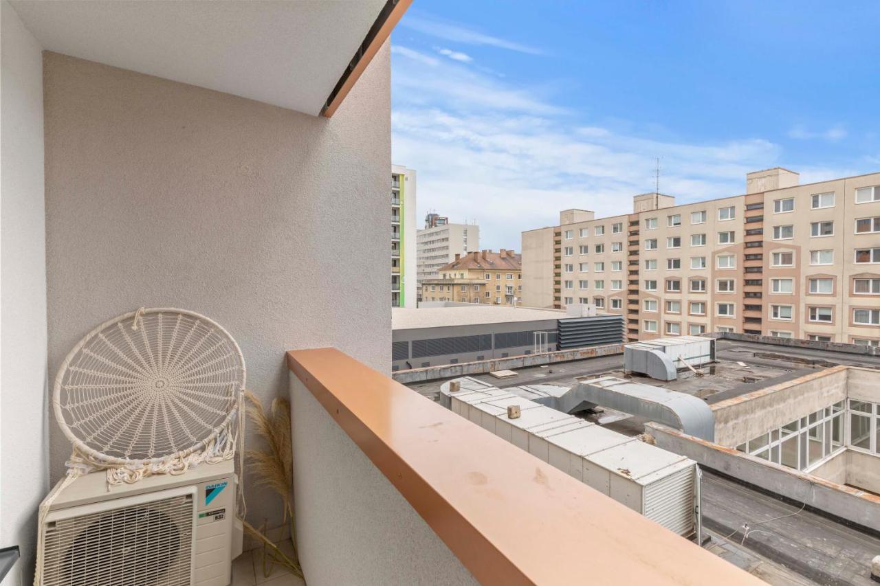 Appartement Lam Boho - Ac - Balcony à Bratislava Extérieur photo